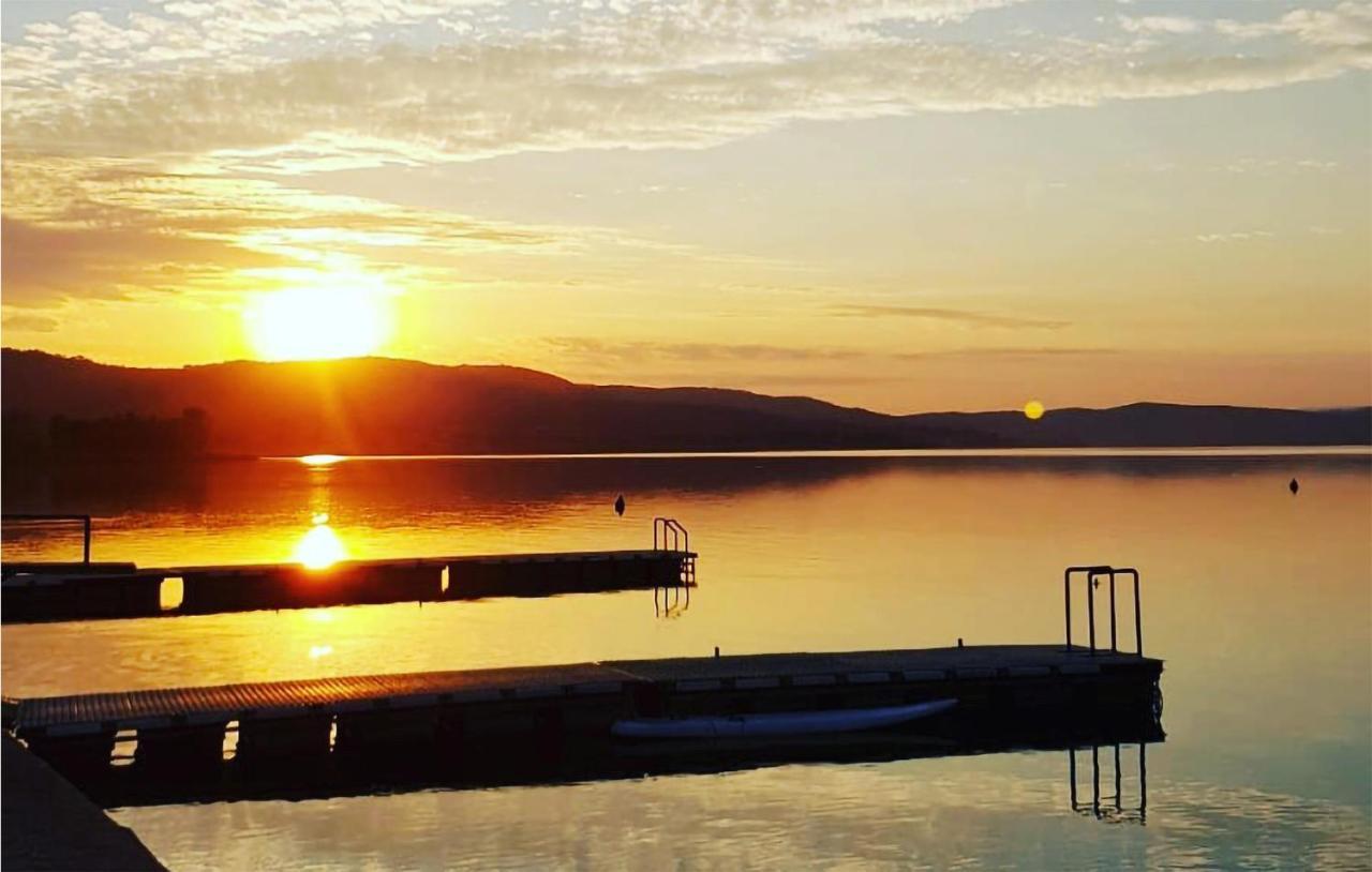 Lovely Stacaravan In Tuoro Sul Trasimeno Villa Kültér fotó